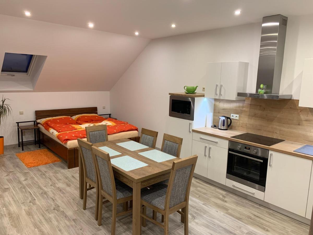 בוברובץ Apartman Liso מראה חיצוני תמונה